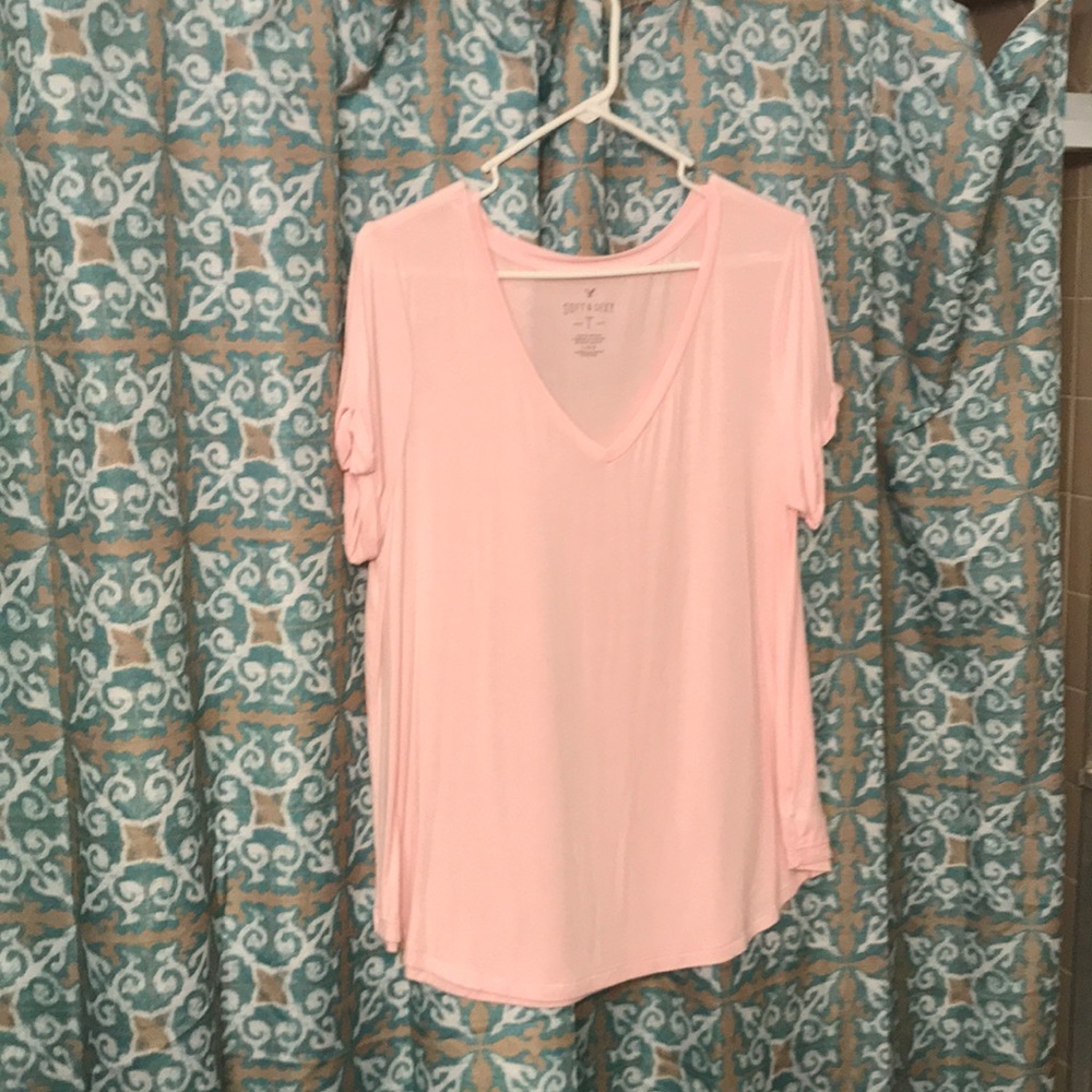 American Eagle Top in Pink size Large